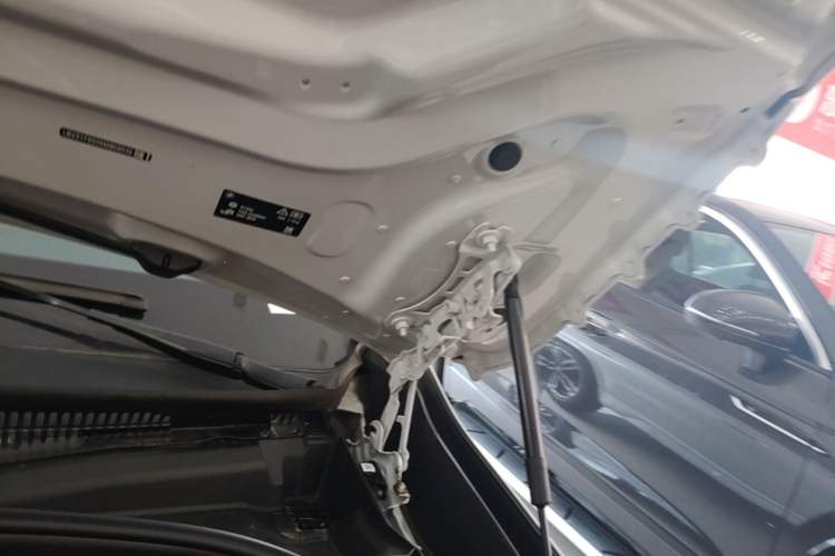 Used BMW X1 2023 sDrive25Li M Sport Package Engine Bay Left
