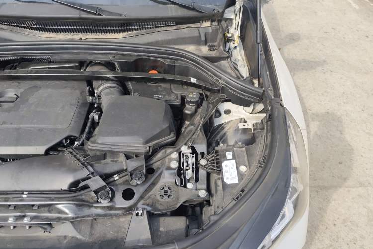 Used BMW X1 2023 sDrive25Li X Design Package Engine Bay Left