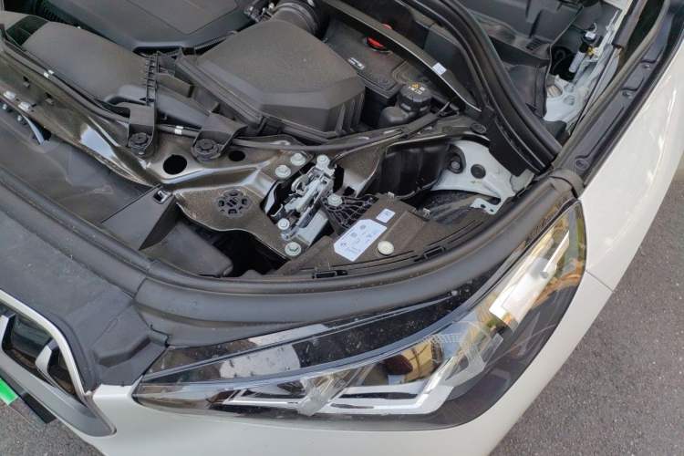 Used BMW X1 2023 sDrive25Li M Sport Package Engine Bay Left