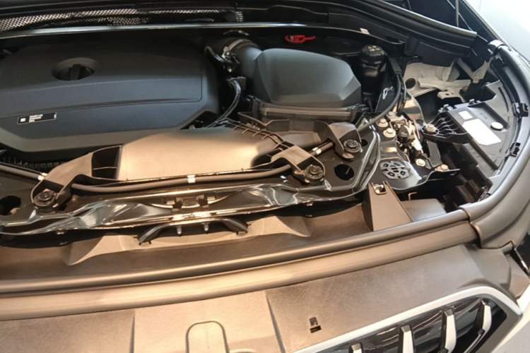Used BMW X1 2023 sDrive25Li X Design Package Engine Bay Left