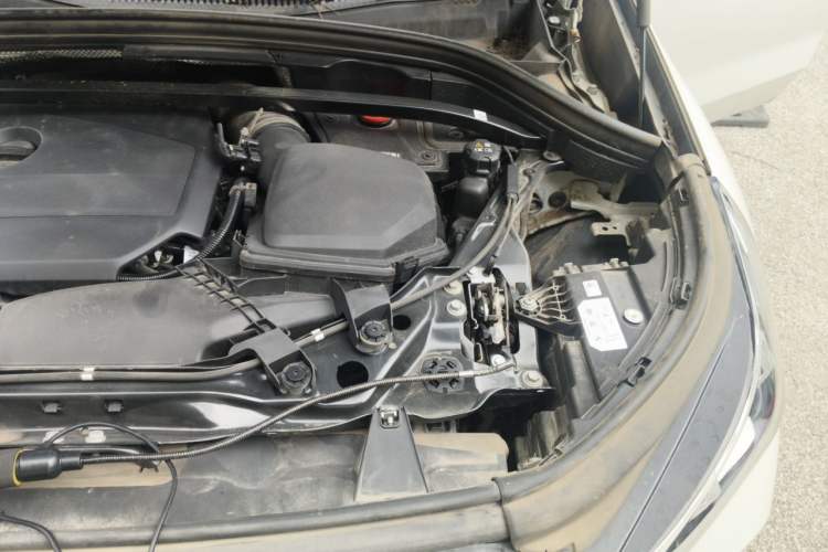 Used BMW X1 2023 sDrive25Li X Design Package Engine Bay Left