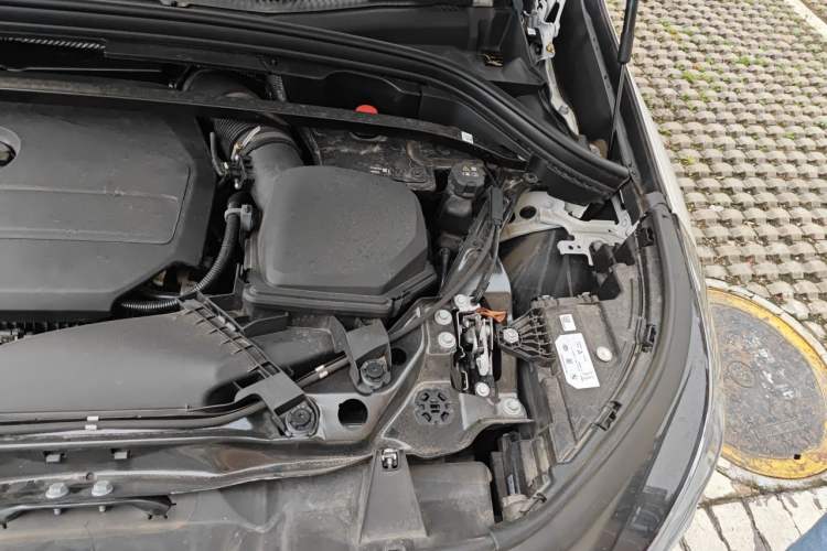 Used BMW X1 2023 sDrive25Li X Design Package Engine Bay Left