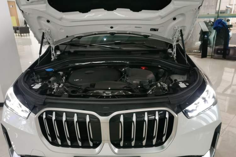 Used BMW X1 2023 sDrive25Li X Design Package Engine Bay