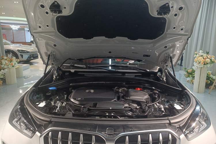 Used BMW X1 2023 sDrive25Li M Sport Package Engine Bay