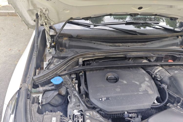 Used BMW X1 2023 sDrive25Li M Sport Package Engine Bay Right