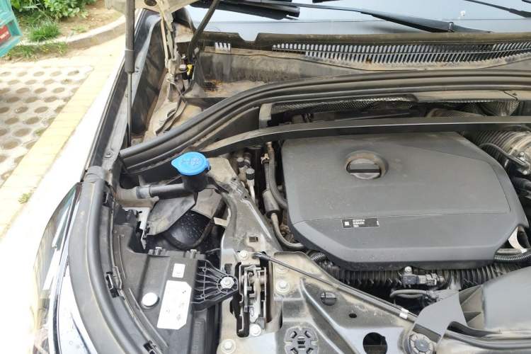 Used BMW X1 2023 xDrive25Li X Design Package Engine Bay Right