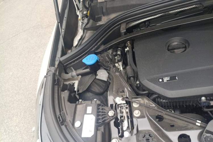 Used BMW X1 2023 sDrive25Li X Design Package Engine Bay Right