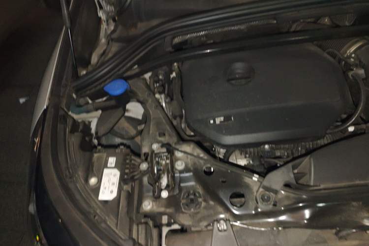 Used BMW X1 2023 sDrive20Li X Design Package Engine Bay Right