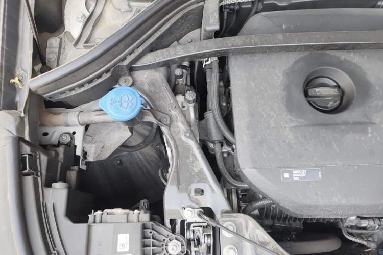 Used BMW X1 2023 xDrive25Li M Sport Package Engine Bay Right