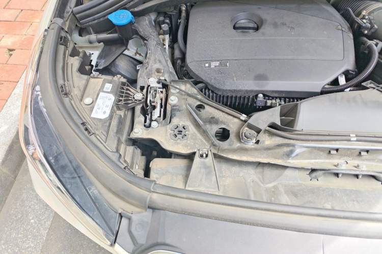 Used BMW X1 2023 sDrive25Li X Design Package Engine Bay Right