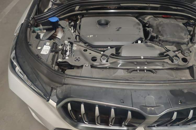 Used BMW X1 2023 sDrive25Li M Sport Package Engine Bay Right