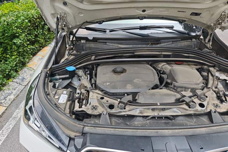 Used BMW X1 2023 sDrive25Li M Sport Package Engine Bay Right