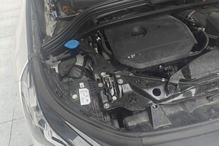 Used BMW X1 2023 sDrive20Li X Design Package Engine Bay Right