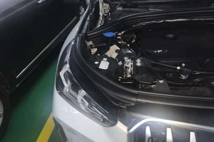 Used BMW X1 2023 xDrive25Li X Design Package Engine Bay Right