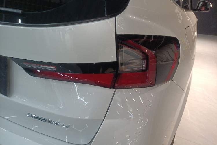 Used BMW X1 2023 sDrive25Li M Sport Package Exterior 2