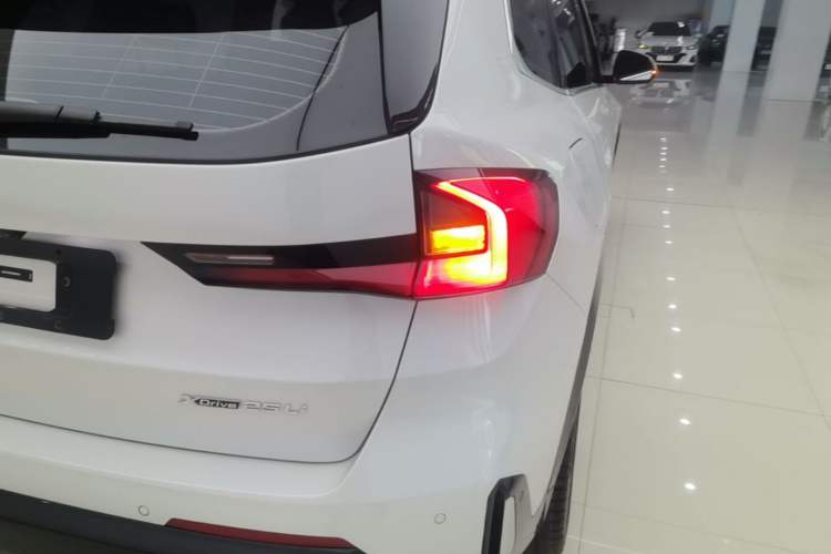 Used BMW X1 2023 xDrive25Li X Design Package Exterior 3