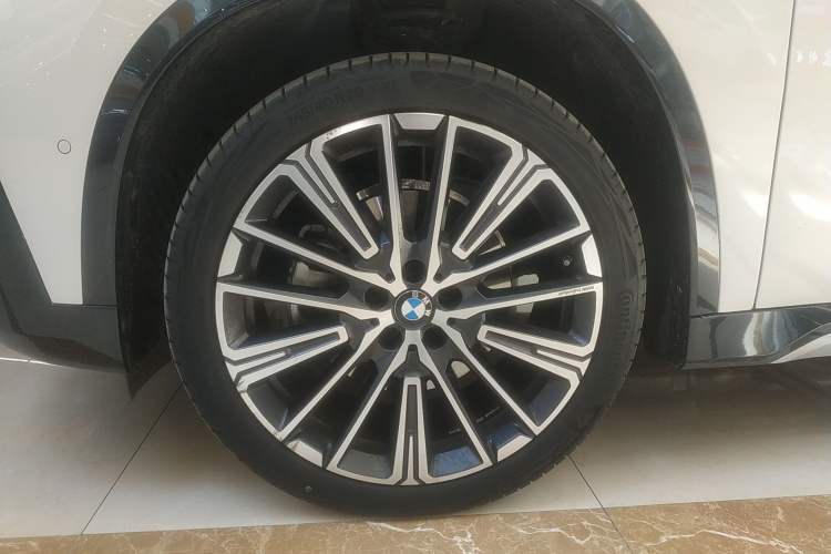 Used BMW X1 2023 xDrive25Li X Design Package Exterior 4