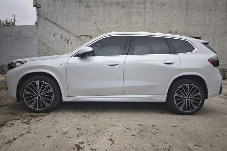 Used BMW X1 2023 xDrive25Li M Sport Package Exterior 5