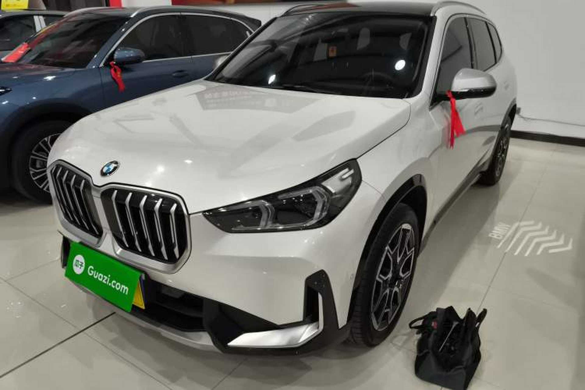 Used BMW X1 2023 sDrive25Li X Design Package Front Left 45 Deg