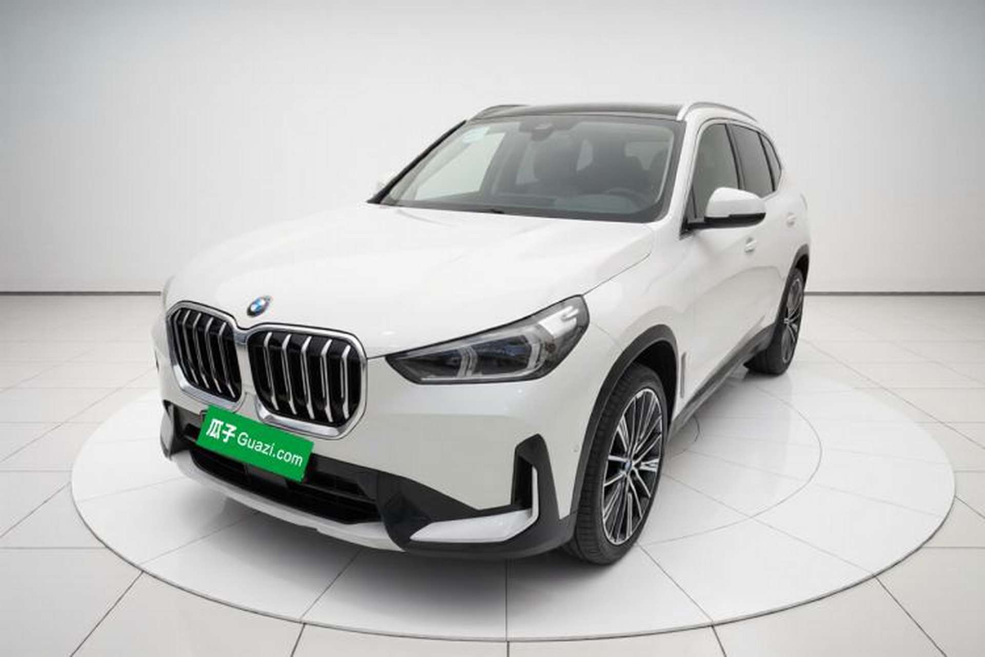 Used BMW X1 2023 xDrive25Li X Design Package Front Left 45 Deg