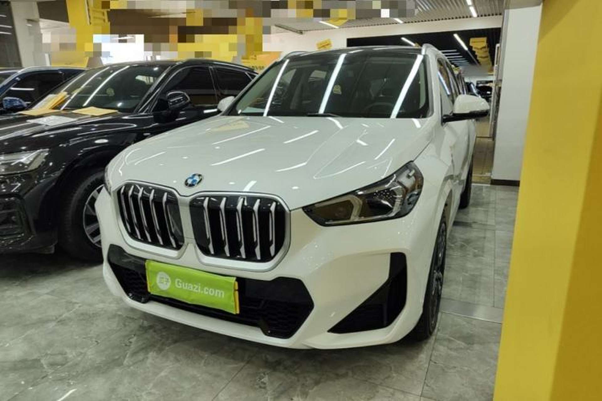 Used BMW X1 2023 sDrive25Li M Sport Package Front Left 45 Deg