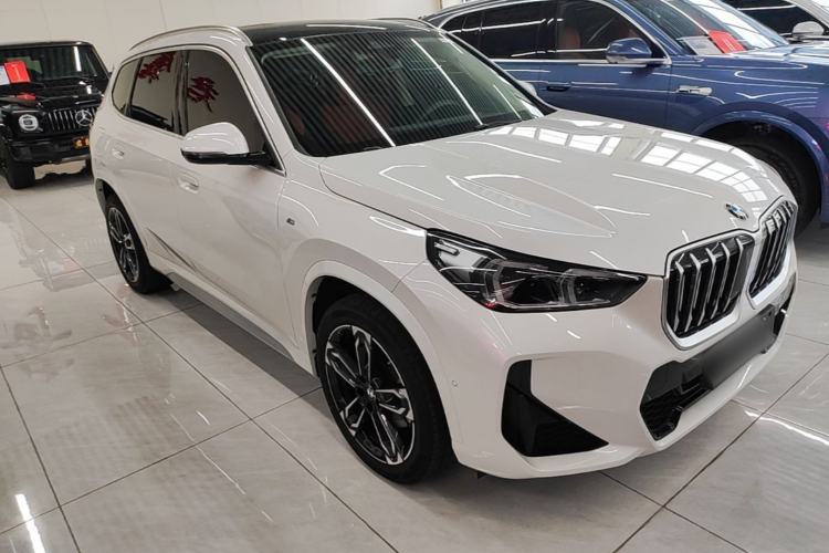 Used BMW X1 2023 sDrive25Li M Sport Package Front Right 45 Deg