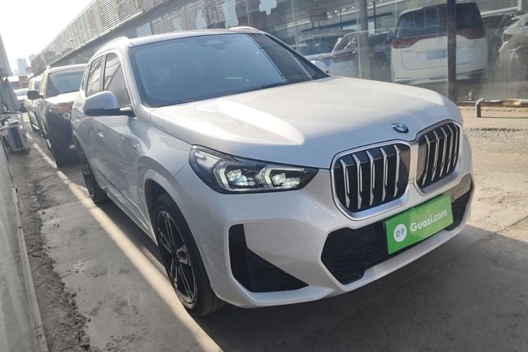 Used BMW X1 2023 sDrive25Li M Sport Package Front Right 45 Deg