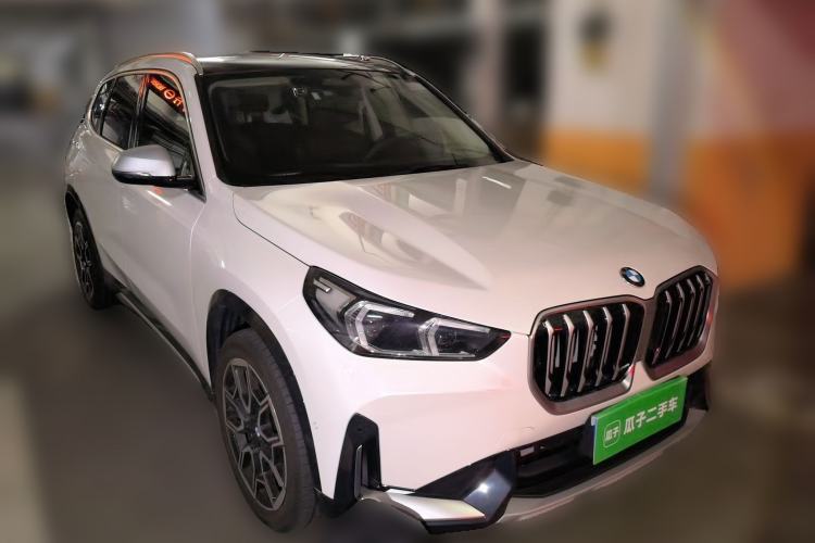Used BMW X1 2023 sDrive25Li X Design Package Front Right 45 Deg