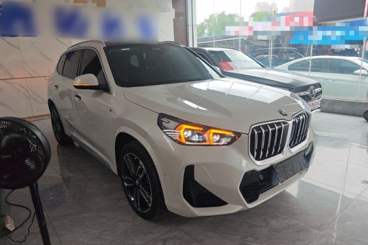 Used BMW X1 2023 sDrive25Li M Sport Package Front Right 45 Deg
