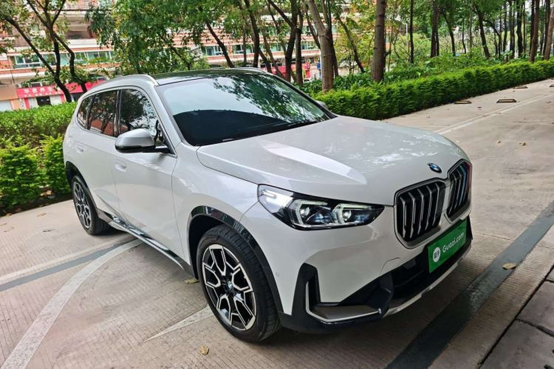 Used BMW X1 2023 sDrive25Li X Design Package Front Right 45 Deg