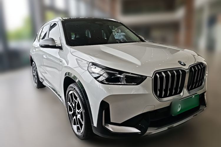 Used BMW X1 2023 sDrive25Li X Design Package Front Right 45 Deg