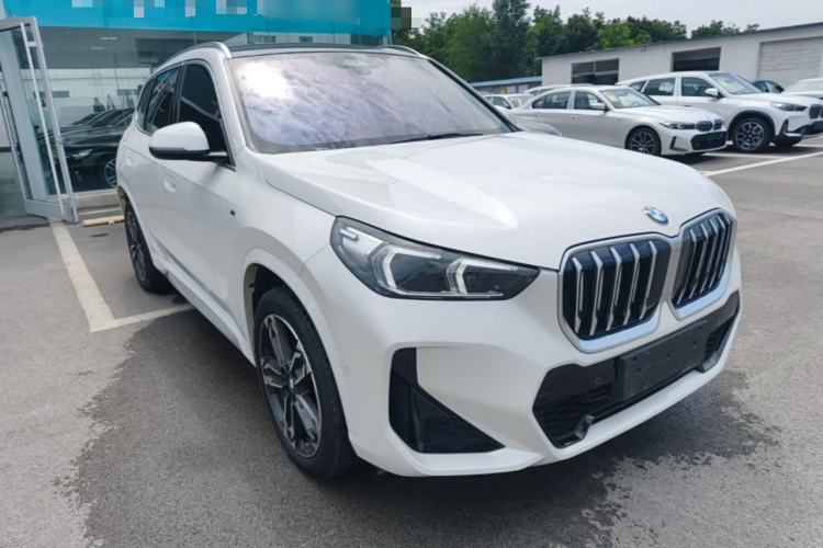 Used BMW X1 2023 sDrive25Li M Sport Package Front Right 45 Deg
