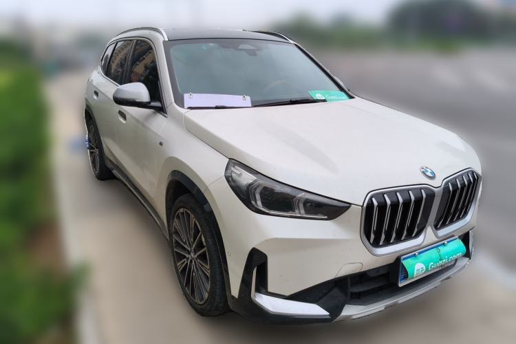 Used BMW X1 2023 xDrive25Li X Design Package Front Right 45 Deg