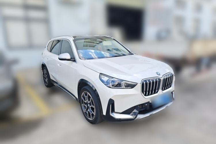 Used BMW X1 2023 sDrive25Li X Design Package Front Right 45 Deg