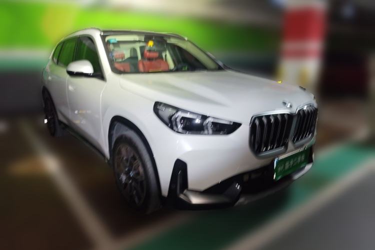 Used BMW X1 2023 sDrive25Li X Design Package Front Right 45 Deg