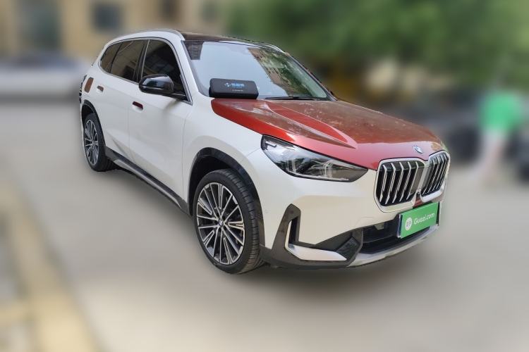 Used BMW X1 2023 xDrive25Li X Design Package Front Right 45 Deg