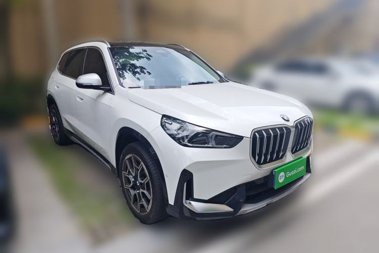 Used BMW X1 2023 sDrive25Li X Design Package Front Right 45 Deg