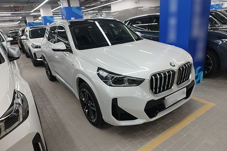Used BMW X1 2023 sDrive25Li M Sport Package Front Right 45 Deg