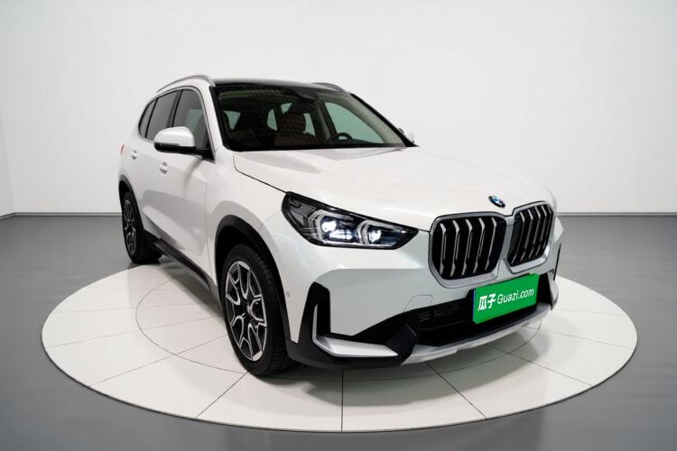 Used BMW X1 2023 sDrive25Li X Design Package Front Right 45 Deg