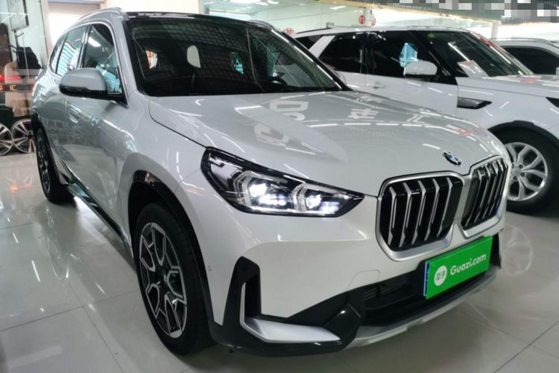 Used BMW X1 2023 sDrive25Li X Design Package Front Right 45 Deg