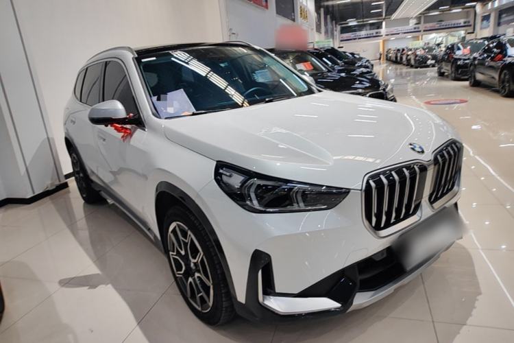 Used BMW X1 2023 sDrive25Li X Design Package Front Right 45 Deg