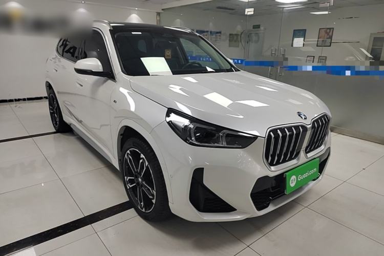 Used BMW X1 2023 sDrive25Li M Sport Package Front Right 45 Deg