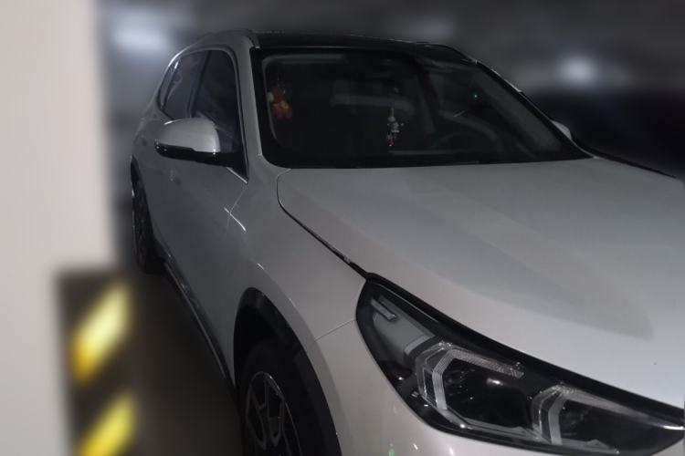 Used BMW X1 2023 sDrive25Li X Design Package Front Right 45 Deg