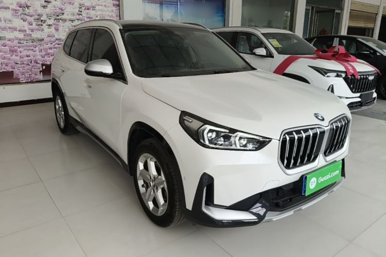 Used BMW X1 2023 sDrive20Li X Design Package Front Right 45 Deg
