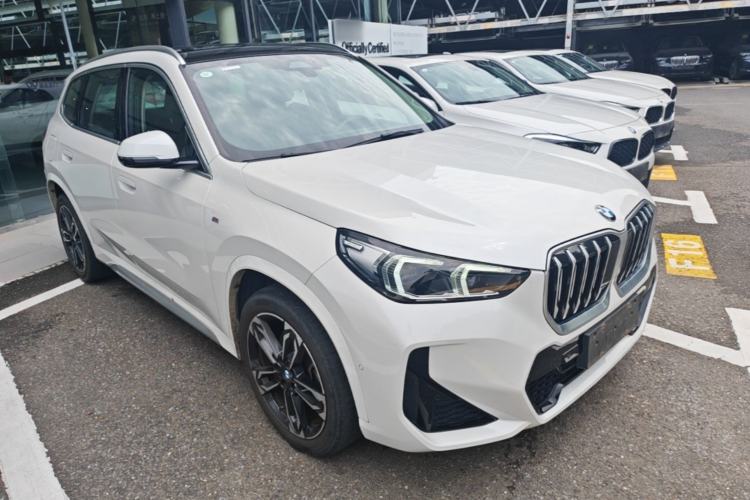 Used BMW X1 2023 sDrive25Li M Sport Package Front Right 45 Deg