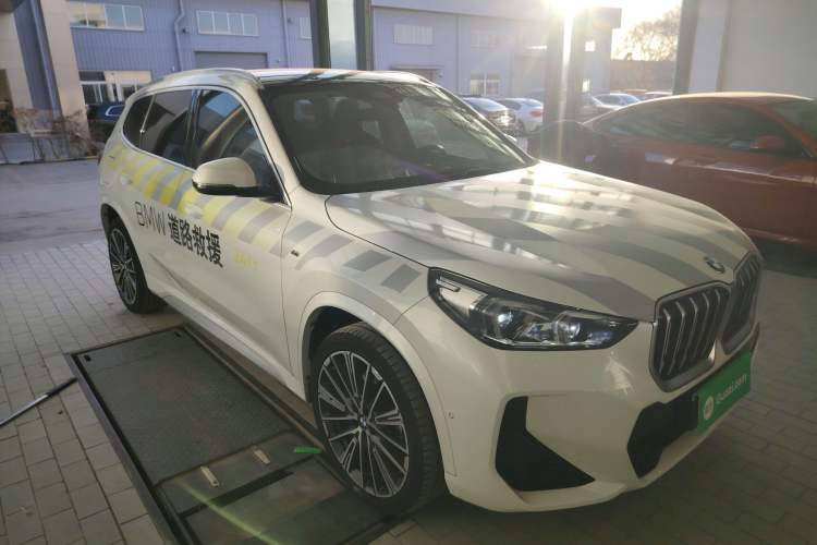 Used BMW X1 2023 xDrive25Li M Sport Package Front Right 45 Deg