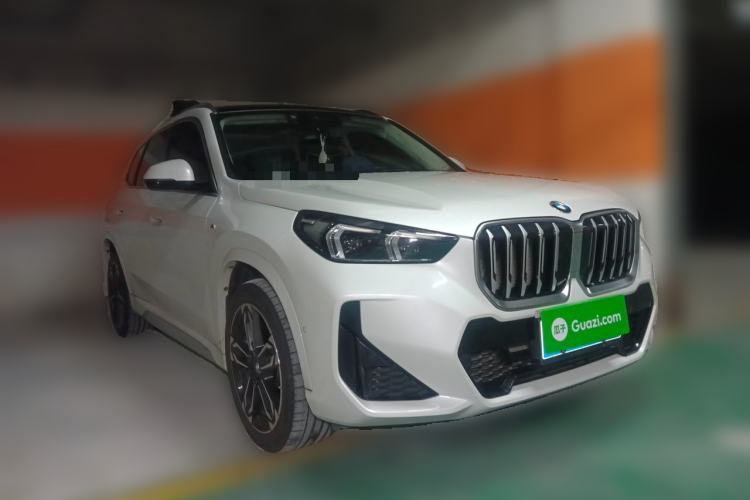 Used BMW X1 2023 sDrive25Li M Sport Package Front Right 45 Deg