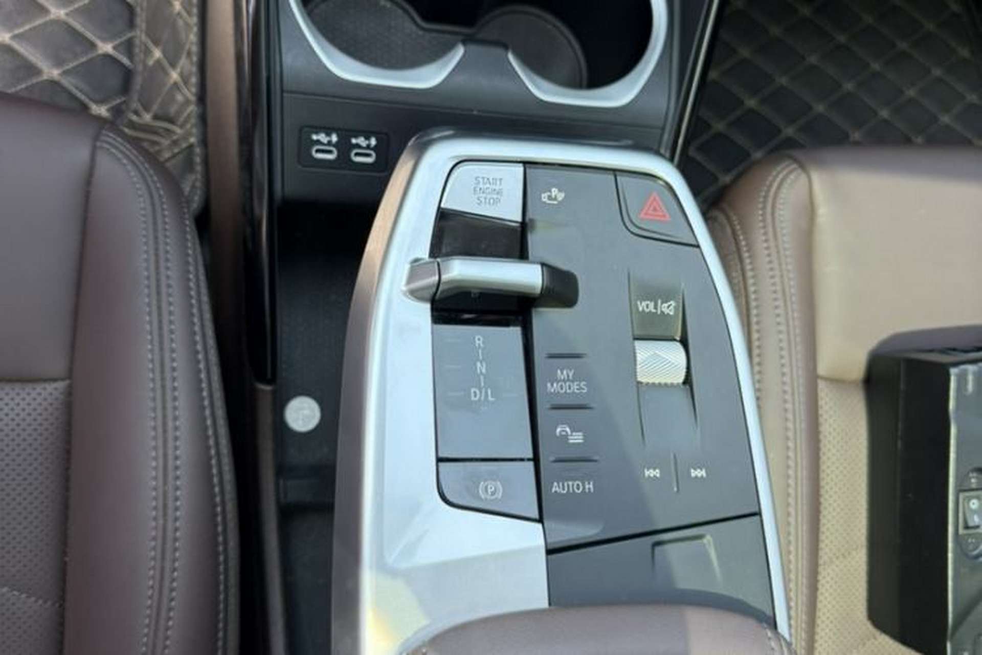 Used BMW X1 2023 sDrive25Li X Design Package Gear Lever