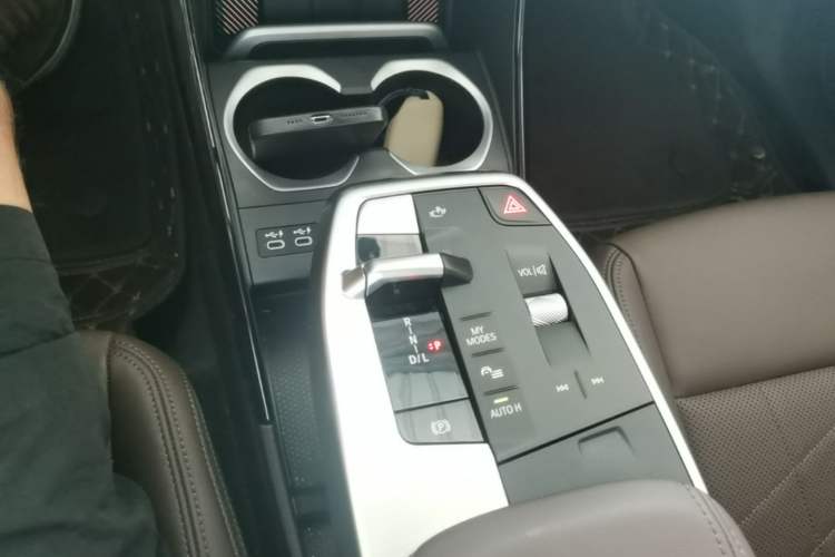 Used BMW X1 2023 sDrive25Li M Sport Package Gear Lever