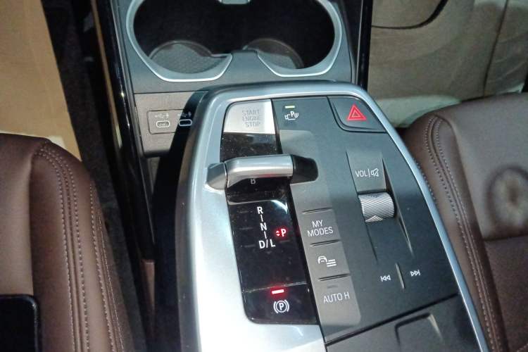 Used BMW X1 2023 sDrive25Li M Sport Package Gear Lever
